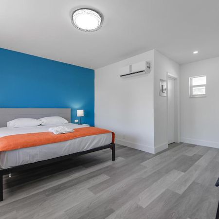 Serene Studio By The Beach With Pool - M34 Hollywood Eksteriør billede